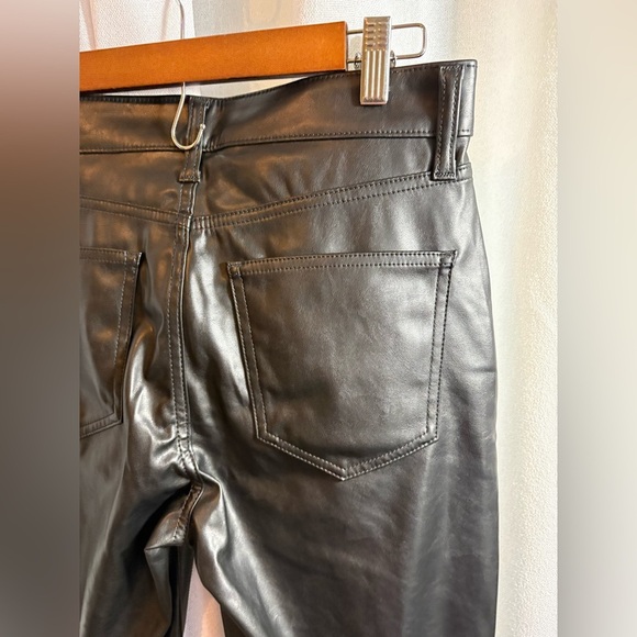 GAP High Rise Vegan Leather Vintage Slim‎ Pants Black Size 6 S Short Petite 358 - Picture 9 of 13